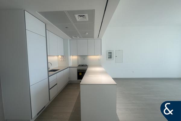 EXCLUSIVE | HIGH FLOOR | CALL TO VIEW TODAY