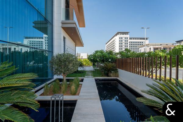 Exclusive | Brand New | Beachfront | Corner - Image 45