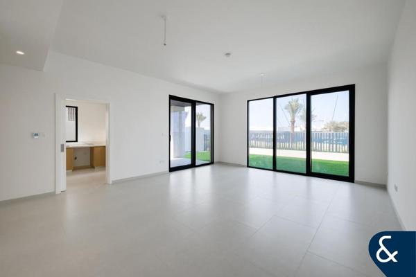 4 Bed | Vacant | Brand New | Great Location