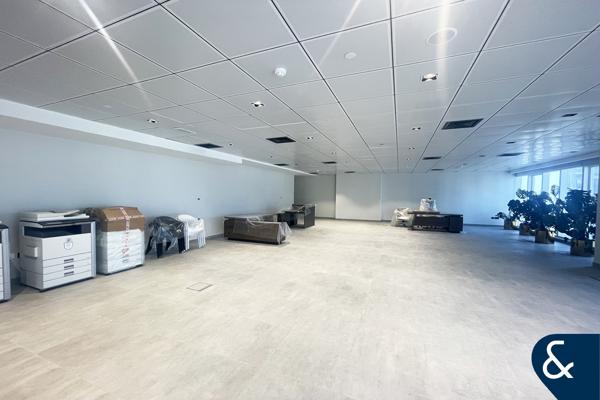Great views | High Floor | Premium Office