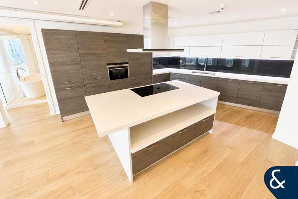 Private pool|Fully upgraded|Full marina view
