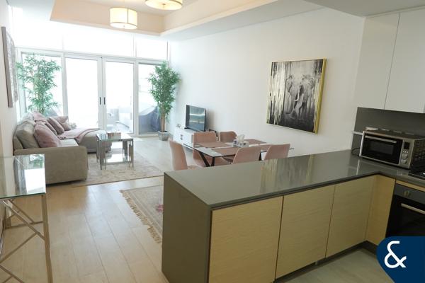 Sea view | Furnished | Beach Access | Vacant
