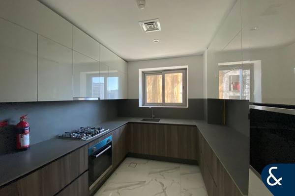 One Bedroom | Vacant |  Closed Kitchen