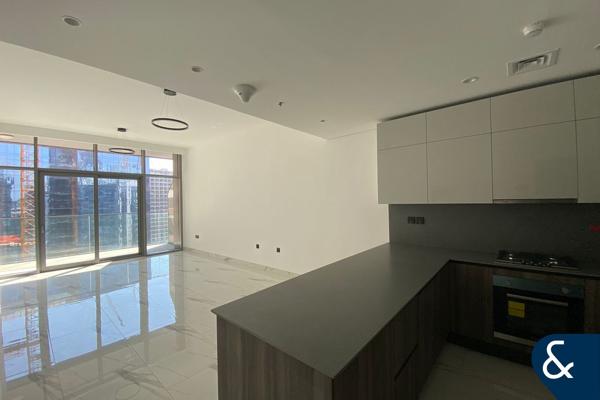 One Bedroom | Vacant on Transfer | Brand New
