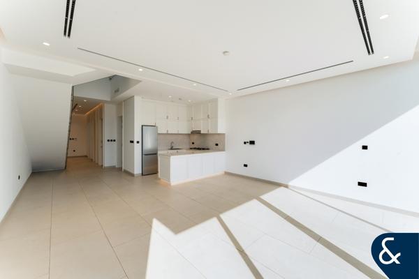 4 Bed Corner | Brand New | Reduced Price