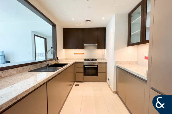 Balcony | large layout | 1 bedroom