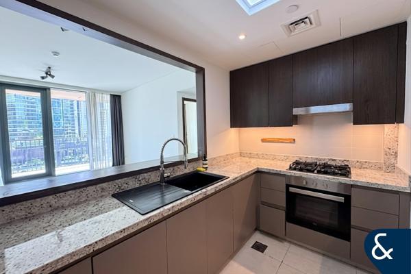 Balcony | large layout | 1 bedroom