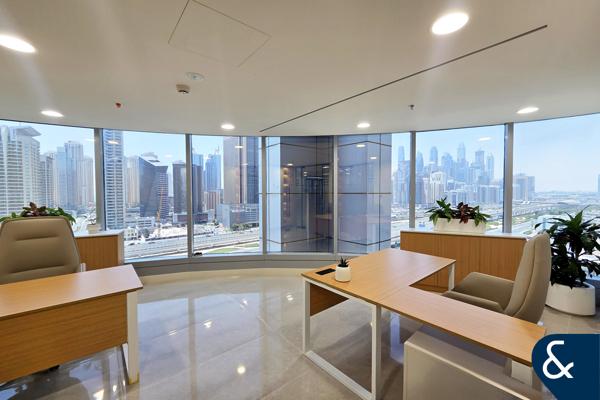 Ultra Premium | Close to Metro | 6 Parking