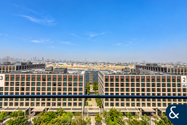 High Floor | Built-in Appliances | End Unit