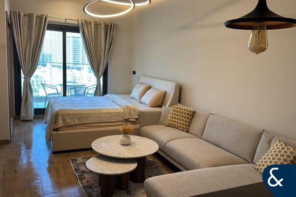 HIGH NET ROI | LARGE STUDIO | AVAILABLE NOW