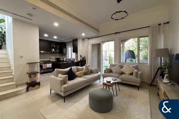 Exclusive listing | 2 Bed plus Maids | VOT