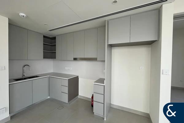 Large Plot | Corner Unit | Close To Park