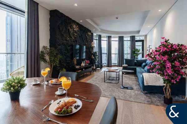Large Layout | Vacant | Flexible On Cheques