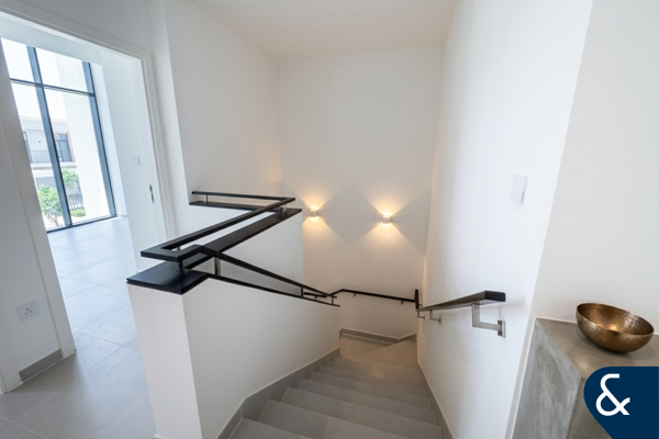 Unfurnished | Vacant soon | Landscaped