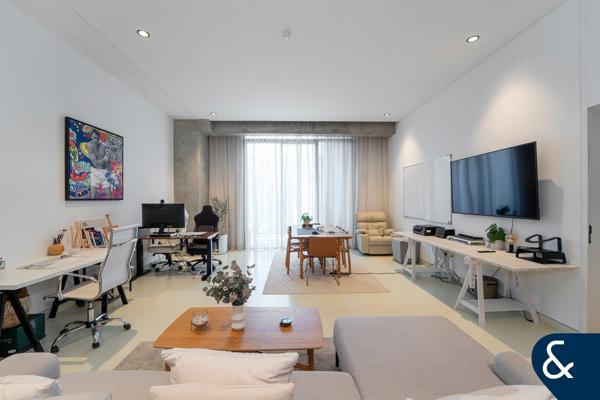 1 Bed + Maid's | Large Layout | 1,293 Sq. Ft