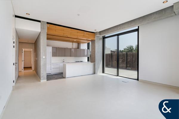 2 Bedroom | Rare to Market | 2094 Sq Ft.