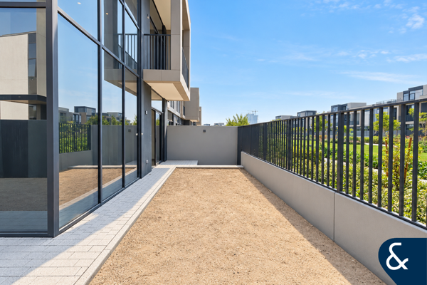 POOL AND PARK BACKING | 4B1 | GREAT DEAL