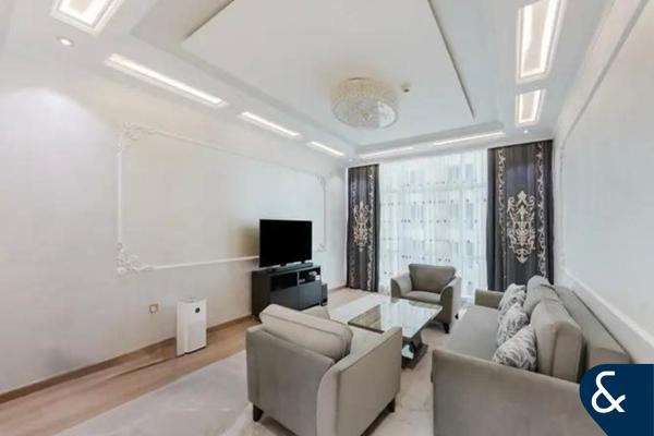 1 Bedroom | MAG 218 | Renovated Apartment