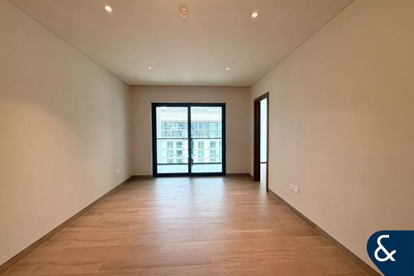 Brand New | 1 Bed + Study | Waves Opulence