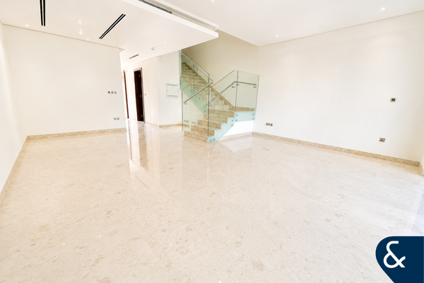 Vacant On Transfer | Middle Unit | Best Price