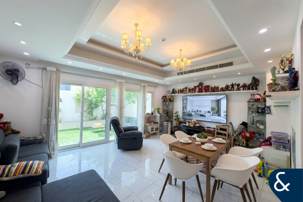 3 Beds + Maids | Spacious Layout | V.O.T