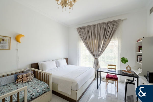 3 Beds + Maids | Spacious Layout | V.O.T