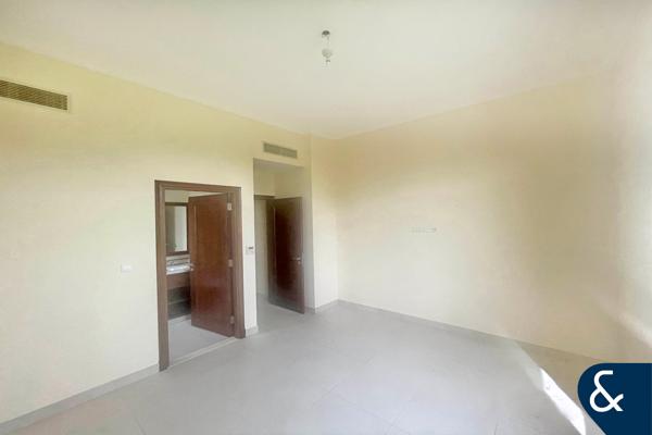 Close To Park | Five Bedrooms | Vacant Soon