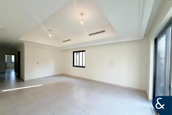 Close To Park | Five Bedrooms | Vacant Soon