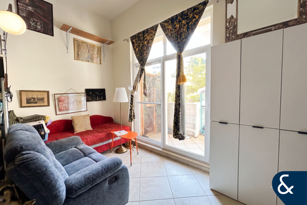 Studio I 733 Sqft I Next to Pool and Park