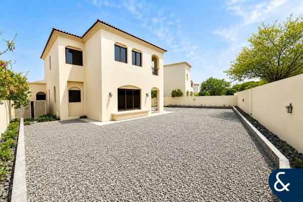 Vacant Now | Great Condition | Large Plot