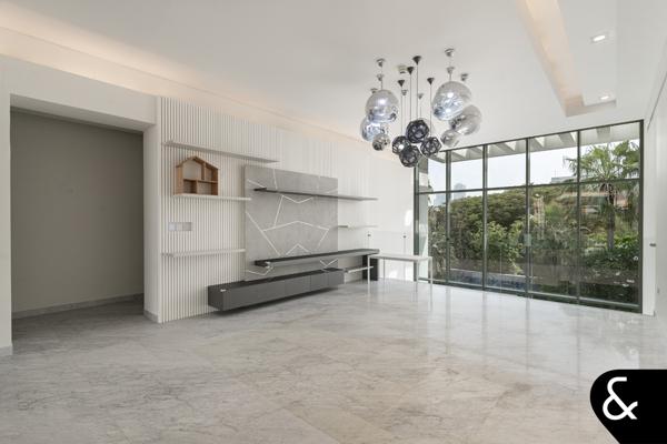 Fully Renovated Villa with Burj Khalifa Views - Image 18