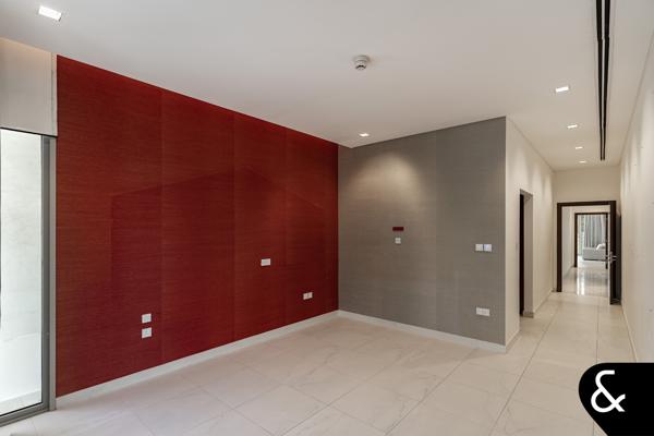 Fully Renovated Villa with Burj Khalifa Views - Image 22