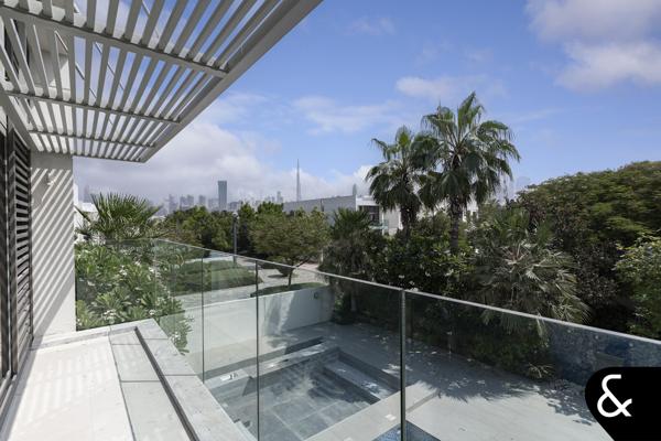 Fully Renovated Villa with Burj Khalifa Views - Image 29