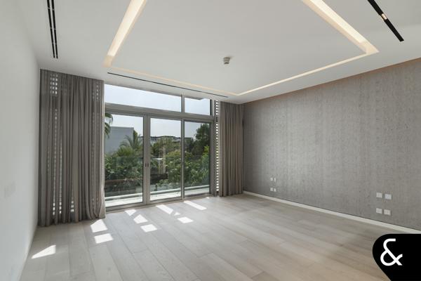Fully Renovated Villa with Burj Khalifa Views - Image 31