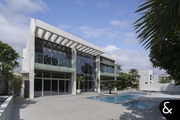 Fully Renovated Villa with Burj Khalifa Views