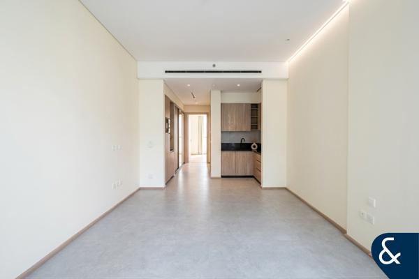 Pool View | Studio Apartment | Unfurnished