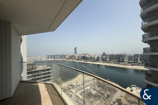 Corner Unit | Large Layout | Sea view | 2 Bed