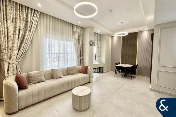 Luxury 2 Beds + Maids/Study | Near Metro