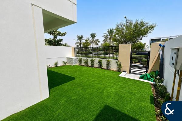 Single Row | Type 2 | Landscaped