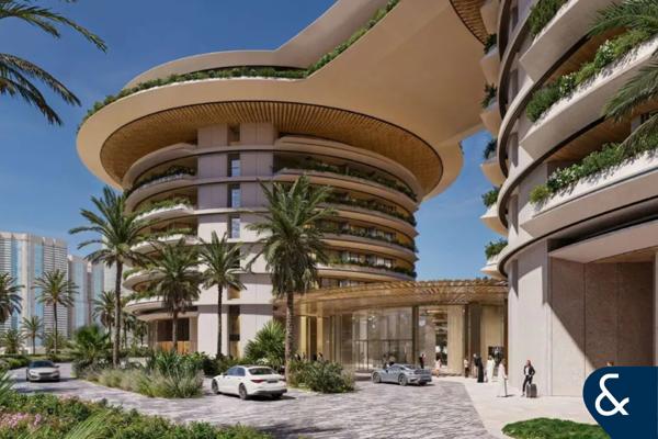 Sea & Skyline Views | Luxury | Beachfront