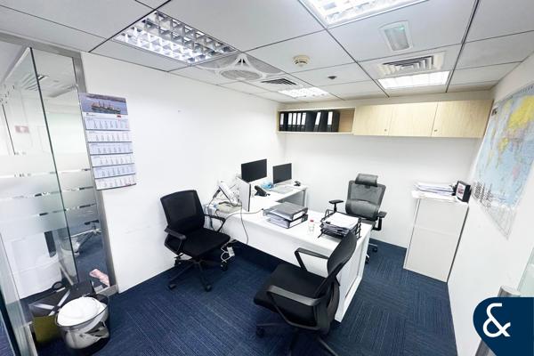 High Floor | Lake Views | Vacant Office
