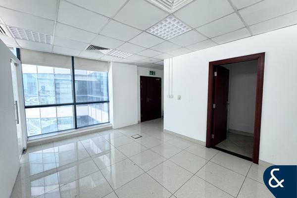Unfurnished | Panoramic Waterfront Views