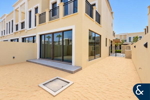Single Row | 5 bedrooms | Great Location