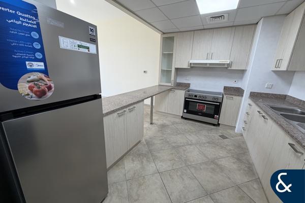 2 Parking | 2 Storage | Ready to Move In