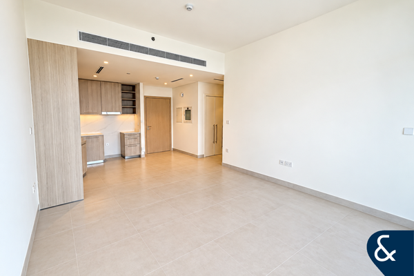 2 Bedroom | Blvd View | Building Specialist