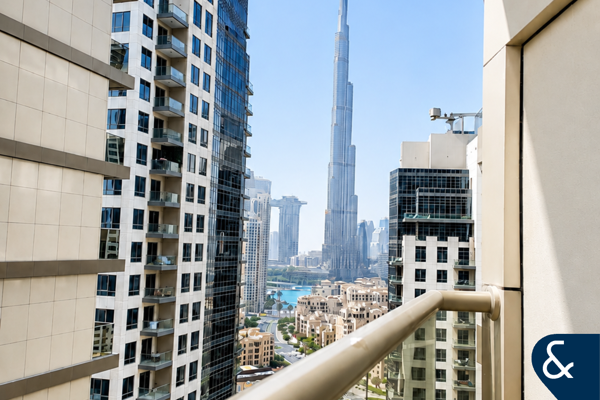 Full Burj and Canal View Studio