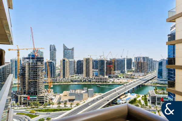 Full Burj and Canal View Studio