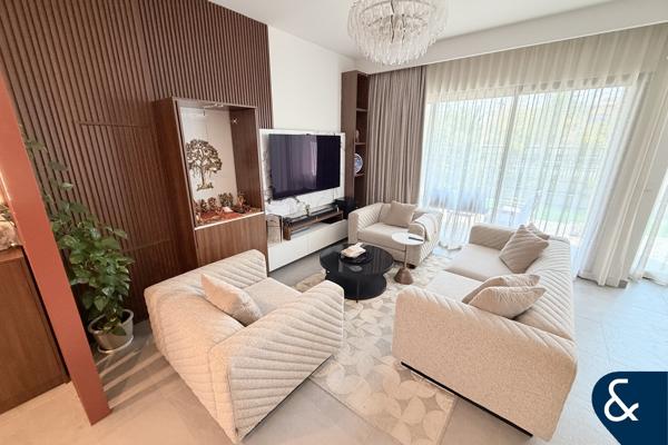Single Row | Well Upgraded | Fully Furnished
