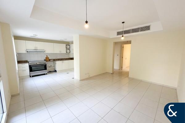 Quiet Location  | Opposite Pool And Park