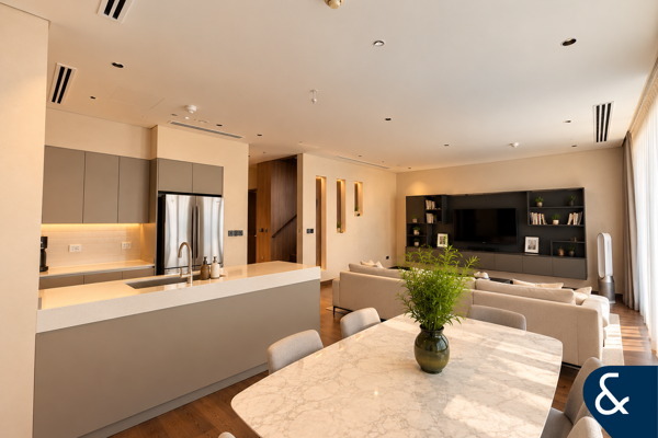 Fully Upgraded | Vacant On Transfer | Duplex